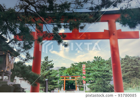稻毛淺間神社鳥居前的風景 93780085