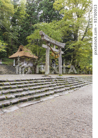 Shirakawa-go Shrine, Shirakawa Village, Shirakawa Hachiman Shrine, Shrines and Temples, Torii, Approach to Worship 93780913