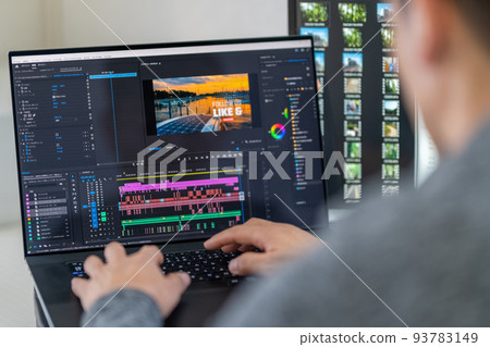 Video / Video Creator Male Laptop Video Marketing Promotional Activities Video / Video Creator Male Laptop Video Marketing Promotional Activities 93783149