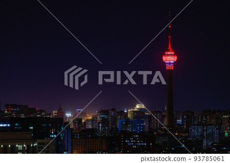 北京城市夜景和北京電視塔 北京城市夜景和北京電視塔 93785061
