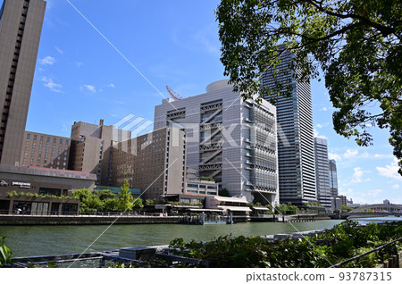 Dojima Bridge and skyscrapers Dojima Bridge and skyscrapers 93787315