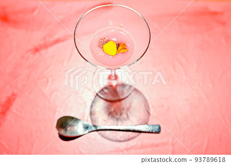 Luxurious course meal palate cleanser Luxurious course meal palate cleanser 93789618