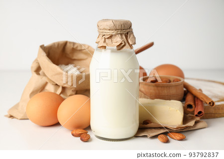 Concept of cooking cake or pie, close up Concept of cooking cake or pie, close up 93792837