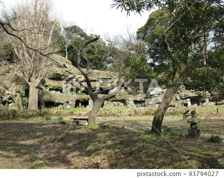 Mandarado Yagura Group in Zushi City 93794027