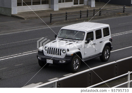 吉普公路駕駛 93795733