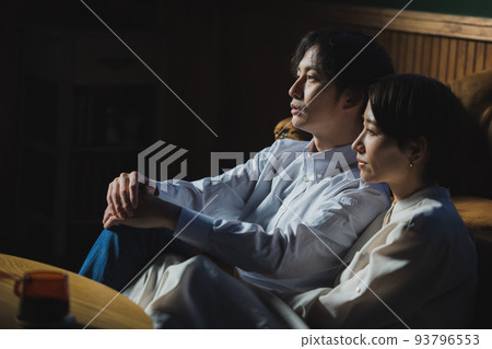 Couple sadness Couple sadness 93796553