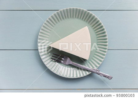 No-bake cheesecake on a wooden table 93800103