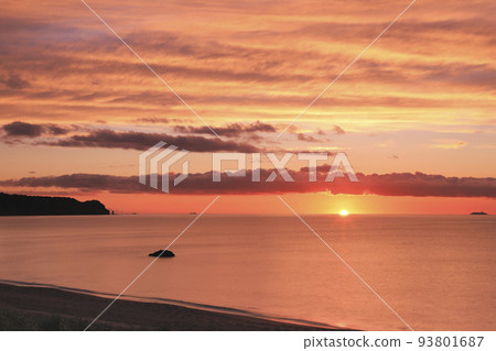 Shakotan Peninsula with a beautiful sunset Shakotan Peninsula with a beautiful sunset 93801687