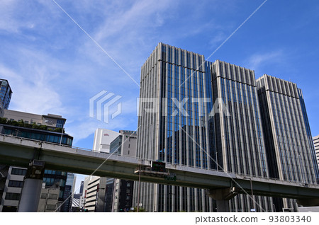 Hanshin Expressway over the Dojima River and buildings 93803340