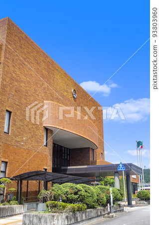 Kusu town office building Kusu town office building 93803960