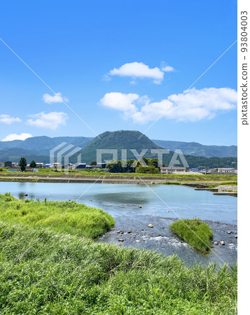 楠町的九水溪和山。 楠町的九水溪和山。 93804003