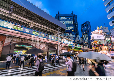 Tokyo cityscape in Japan 6 weeks World's highest number of deaths 3 weeks in a row .... Sudden rain... Go home to Shimbashi station (Karasumori exit)...=September 1 Tokyo cityscape in Japan 6 weeks World's highest number of deaths 3 weeks in a row .... Sudden rain... Go home to Shimbashi station (Karasumori exit)...=September 1 93804146