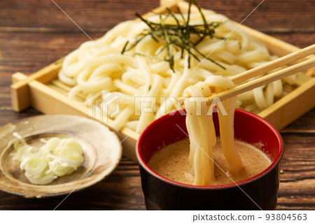 芝麻醬烏冬面 芝麻醬烏冬面 93804563