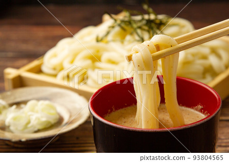 芝麻醬烏冬面 93804565