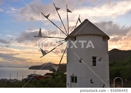 香川小豆島橄欖園風車 93806445