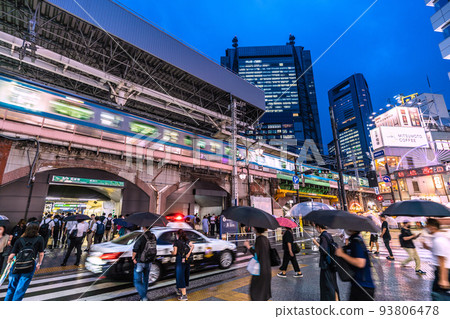 日本東京市容6週，連續3周世界死亡人數最高...緊急車輛通過！正如所料，禮貌和安全駕駛 = 9 月 1 日 93806478