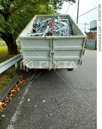 Ferrous and non-ferrous metals, scrap collection work, arm roll, hook roll 93808798