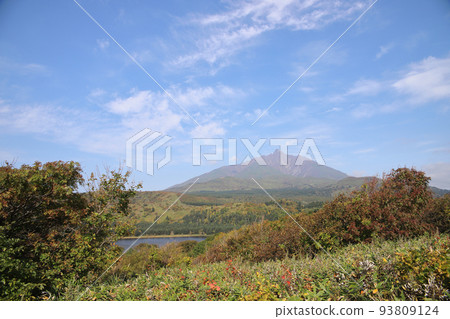 Rishirifuji in autumn 93809124