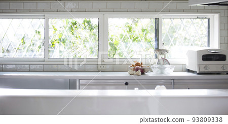 帶窗戶的廚房背景材料，廚房櫃檯 93809338