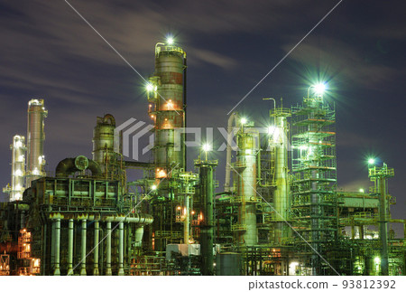 Mie Yokkaichi factory night view Mie Yokkaichi factory night view 93812392
