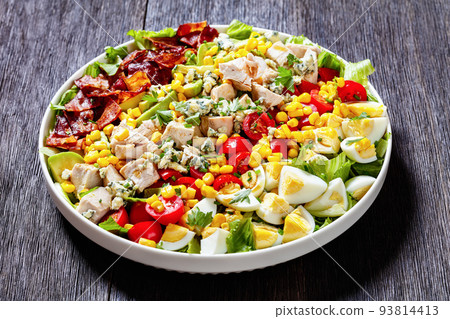 American garden salad on plate, top view 93814413