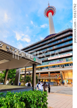 京都站京都塔附近的京都府城市景觀 京都站京都塔附近的京都府城市景觀 93817762