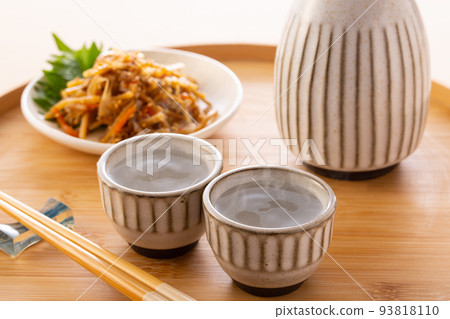 Japanese sake and snacks Japanese sake and snacks 93818110