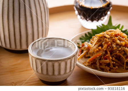 Japanese sake and snacks Japanese sake and snacks 93818116