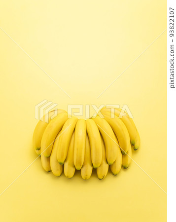 large bunch banana 93822107