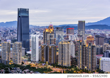 landscape view of Taipei Xinyi District from the top of the Xiangshan mountain in Taipei Taiwan. landscape view of Taipei Xinyi District from the top of the Xiangshan mountain in Taipei Taiwan. 93822490