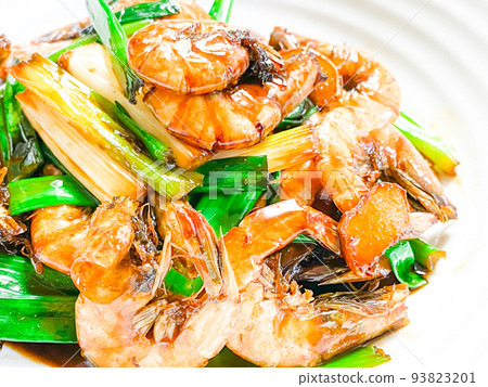 Chinese Shanghai cuisine appetizer, oil bomb shrimp Chinese Shanghai cuisine appetizer, oil bomb shrimp 93823201