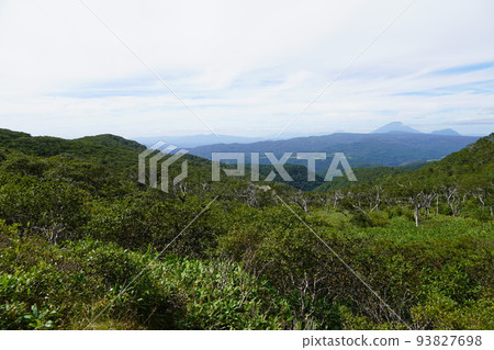Mt. Yotei and Mt. Shiribetsu seen from the Orofure Pass observatory 93827698