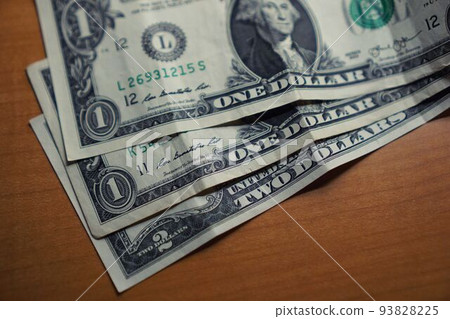 美元 美元 93828225