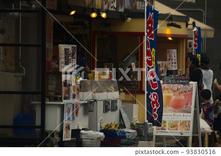 Street shops in tourist spots Street shops in tourist spots 93830516