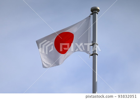 Flag of the Hinomaru winding in the wind 93832051