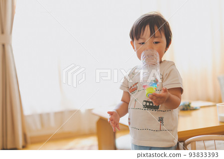 兩歲兒童 兒童 小孩 93833393