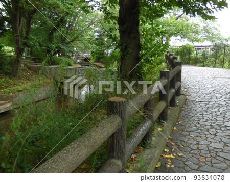 Nigaryo Canal Nikaryousui Kawasaki City 多摩河是舊人工灌溉渠的源頭 全長約 32 公里政府註冊 93834078