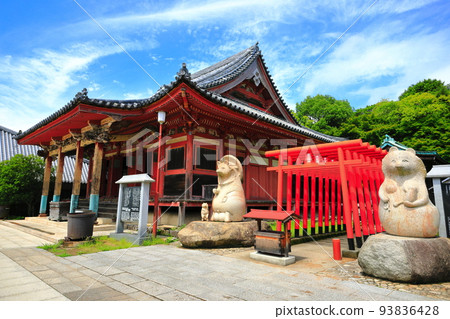 [Kagawa Prefecture] Tasaburo Tanuki (Minoyama Daimyojin) at Yashima Temple 93836428