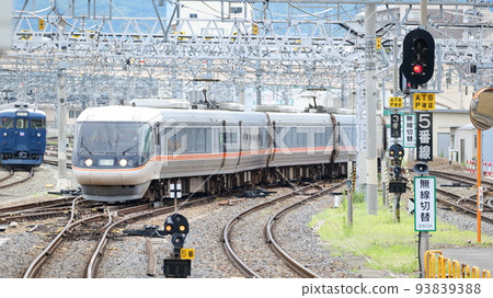 Series 383 JR東海特快信濃 93839388