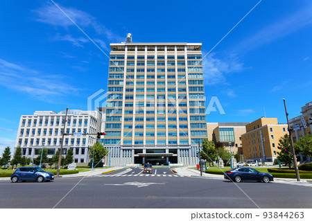 Tochigi prefectural office and blue sky 93844263