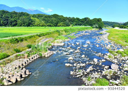 Nunoshita Bridge / Upstream from the Chikuma River / Looking towards Mt. Asama (Tomi City, Nagano Prefecture) [August 2022] 93844520