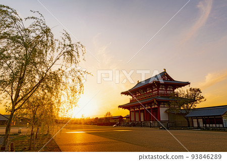 Nara Heijokyo ruins at dusk 93846289