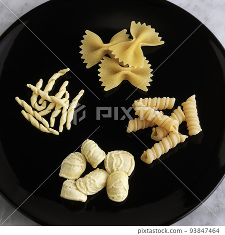 Raw pasta Raw pasta 93847464