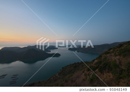 "Okayama Prefecture" Setonaikai National Park Dawn seen from Mt. "Okayama Prefecture" Setonaikai National Park Dawn seen from Mt. 93848149