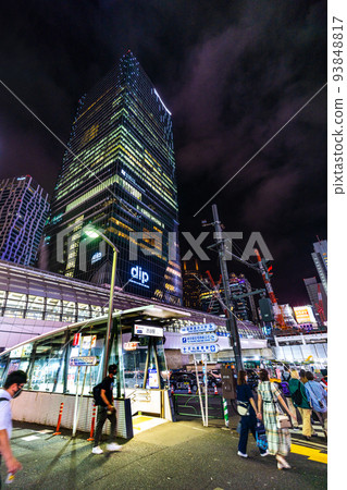 Tokyo cityscape in Japan View of Shibuya Station, Shibuya Station B4 entrance, Shibuya Scramble Square, etc. = September 3 93848817