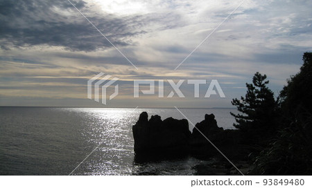 Otokoma, Onnagama and the Sea of Japan Otokoma, Onnagama and the Sea of Japan 93849480