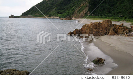 Cape Yahiko, Sea of Japan and sandy beach Cape Yahiko, Sea of Japan and sandy beach 93849680