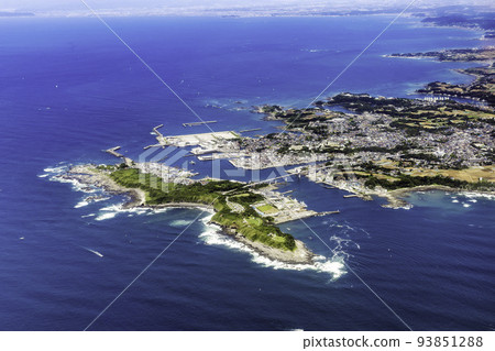 Aerial view of Jogashima Island on the Miura Peninsula Aerial view of Jogashima Island on the Miura Peninsula 93851288