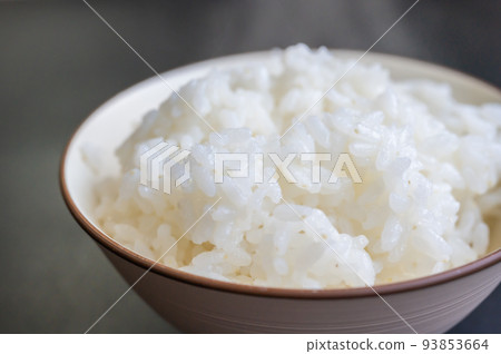 米飯煮熟的米飯 93853664