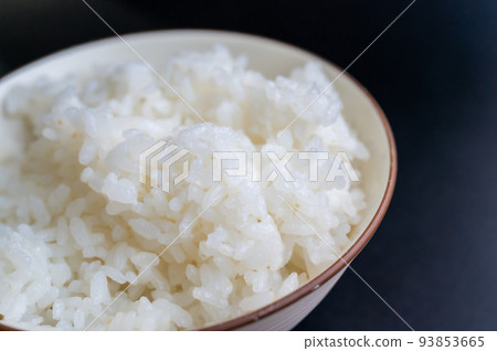 米飯煮熟的米飯 93853665